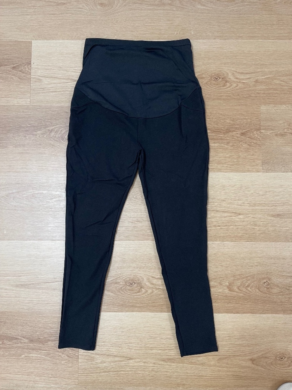 Time & Tru Maternity Leggings Size Large | Super Soft Stretch | Everyday Essenti